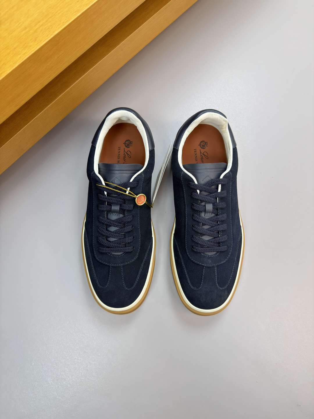 로로 피아나(Loro piana) LP 나파 & 스웨이드 하이브리드 스니커즈 신발