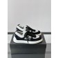 샤넬(Chanel) 클래식 원피스 플라이니트 스니커즈 신발