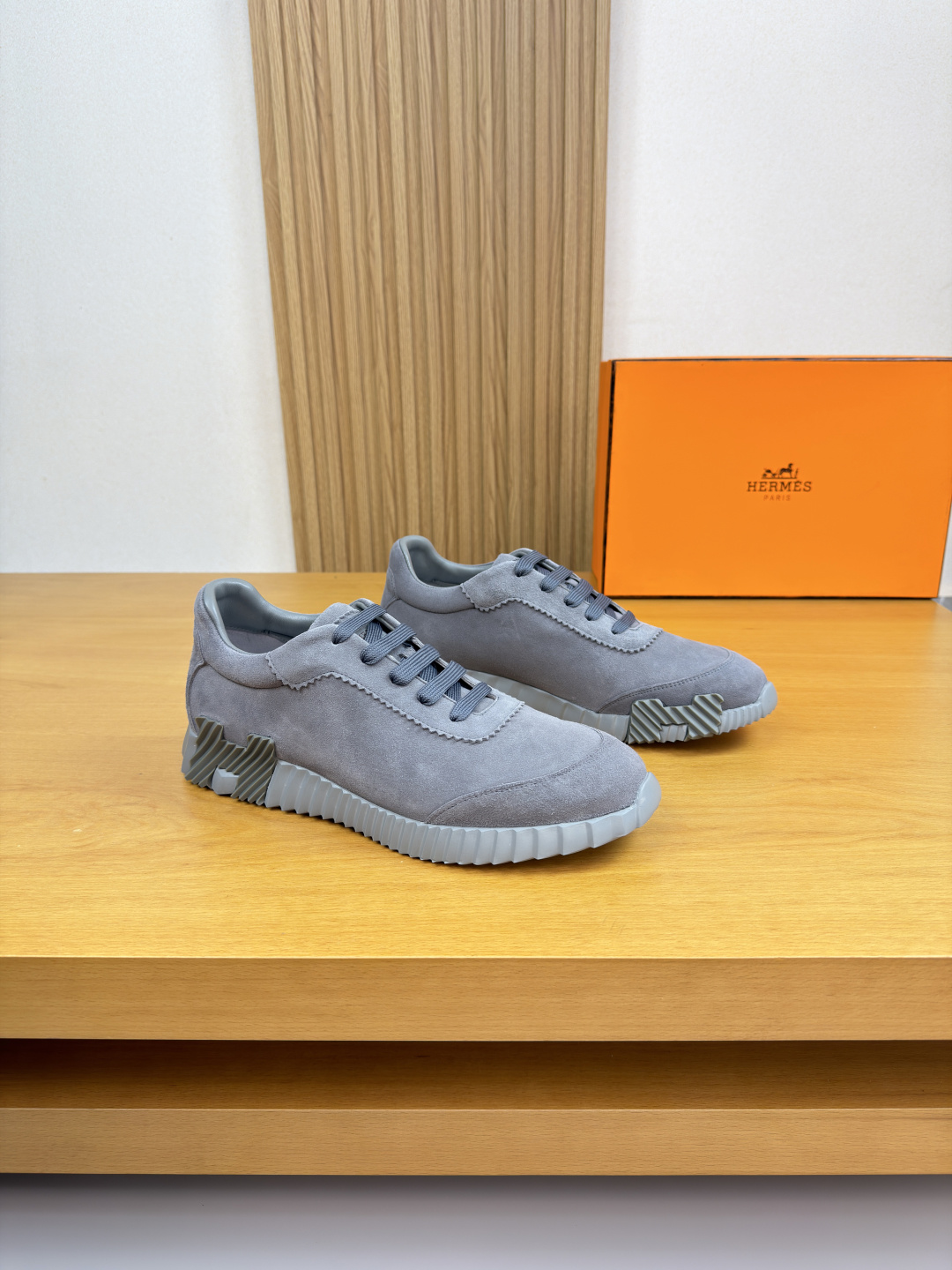 에르메스(Hermes) 실크 고광택 양가죽 스웨이드 스니커즈 신발
