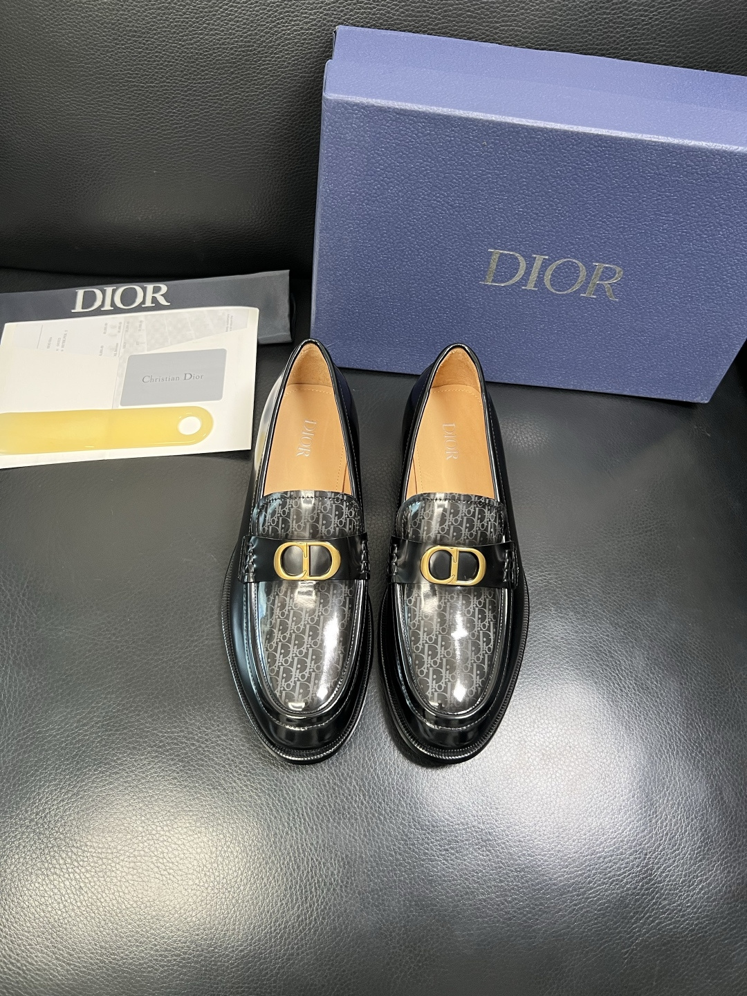 디올(Dior) 프리미엄 이탈리안 카프스킨 레더 슈즈 로퍼 구두 신발