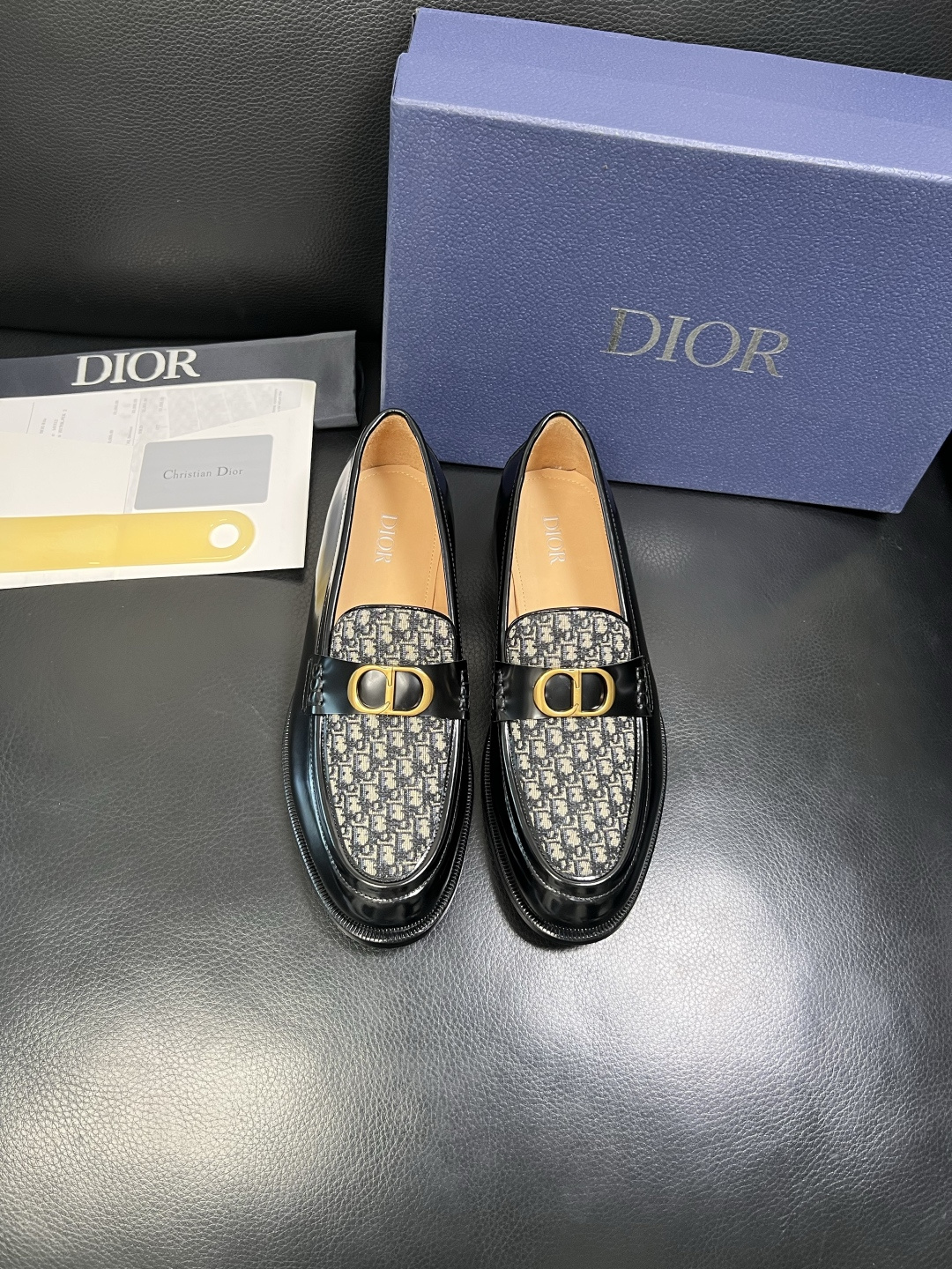 디올(Dior) 프리미엄 이탈리안 카프스킨 레더 슈즈 로퍼 구두 신발
