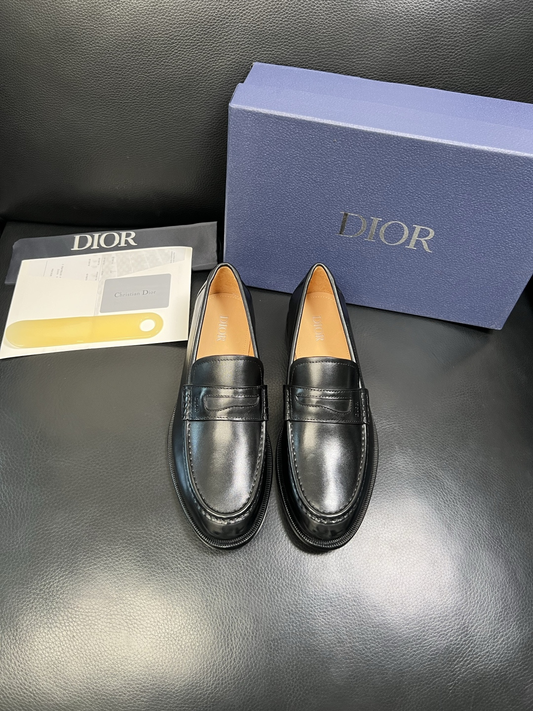 디올(Dior) 프리미엄 이탈리안 카프스킨 레더 슈즈 로퍼 구두 신발
