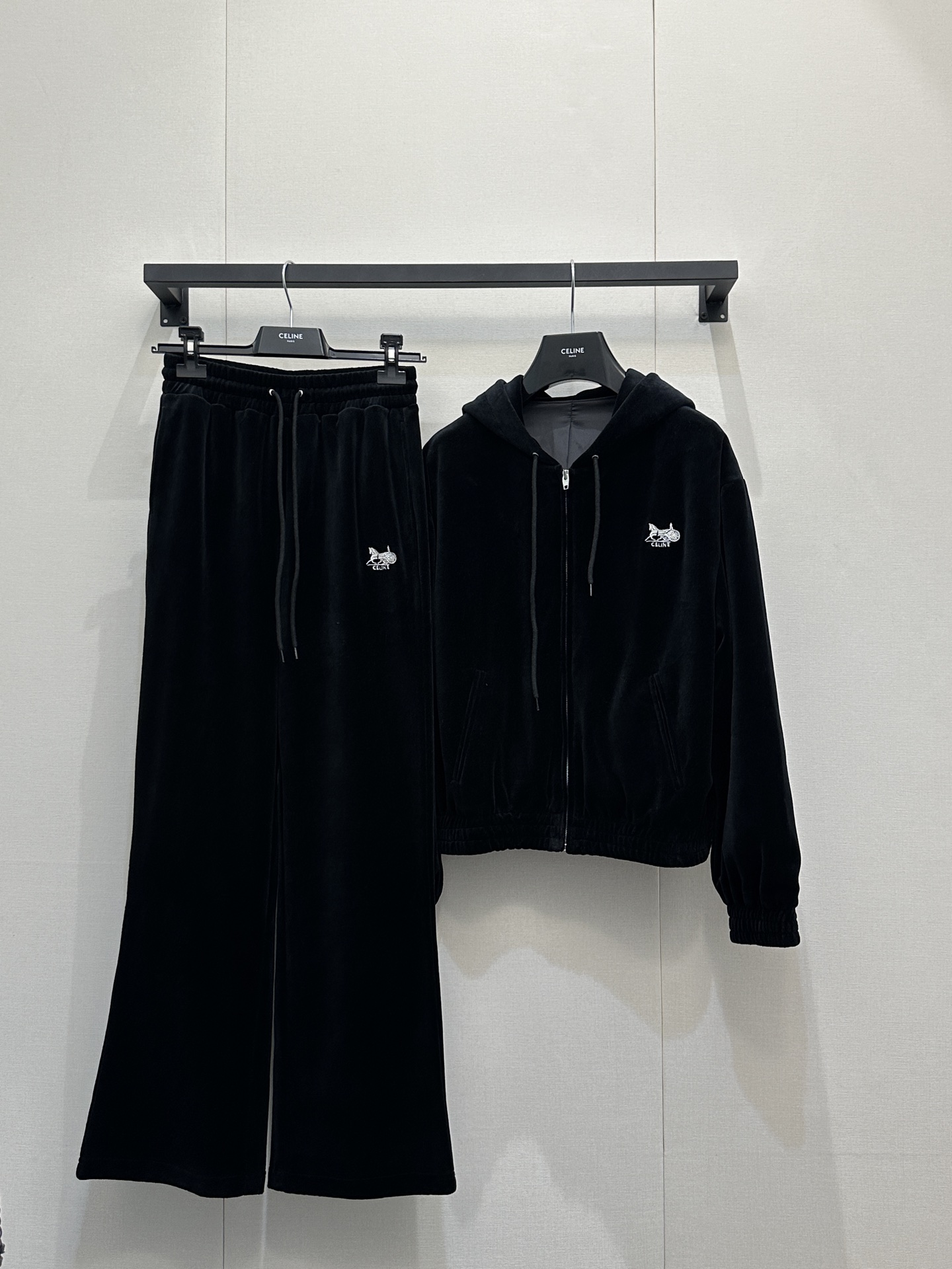Celine 셀린느 벨벳 트레이닝 후드 집업 + 팬츠 바지 셋업 세트 의류