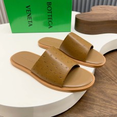 BOTTEGA VENETA BV 보테가 베네타 엠보 카프스킨 와이드 슬라이드 슬리퍼 샌들 신발
