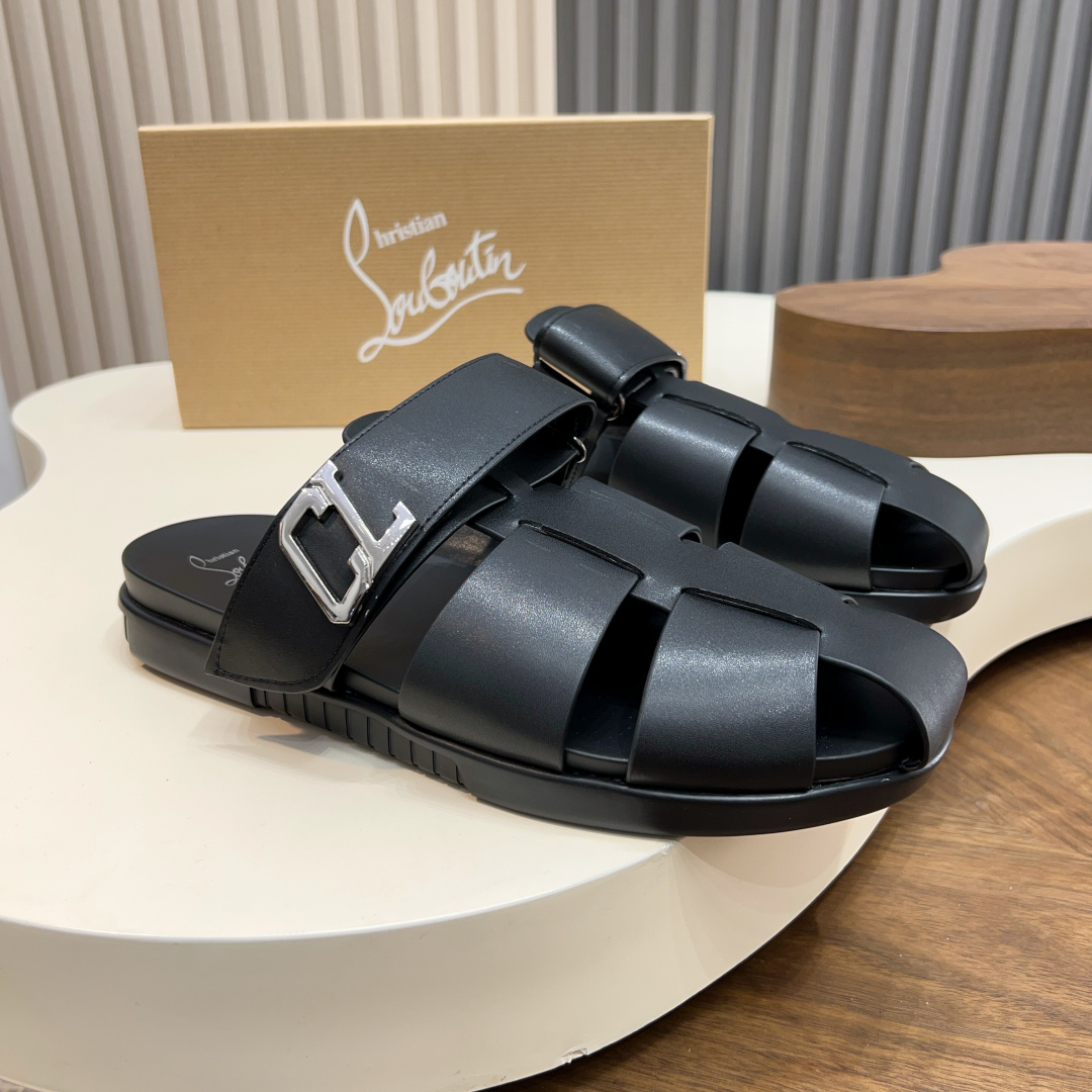 Christian Louboutin(CL) 크리스찬 루부탱 클래식 메탈 버클 샌들 슬리퍼 신발