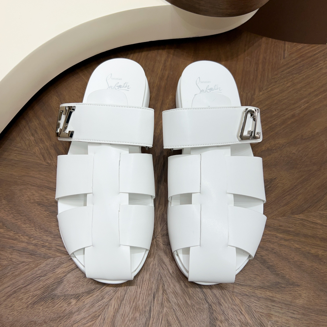 Christian Louboutin(CL) 크리스찬 루부탱 클래식 메탈 버클 샌들 슬리퍼 신발