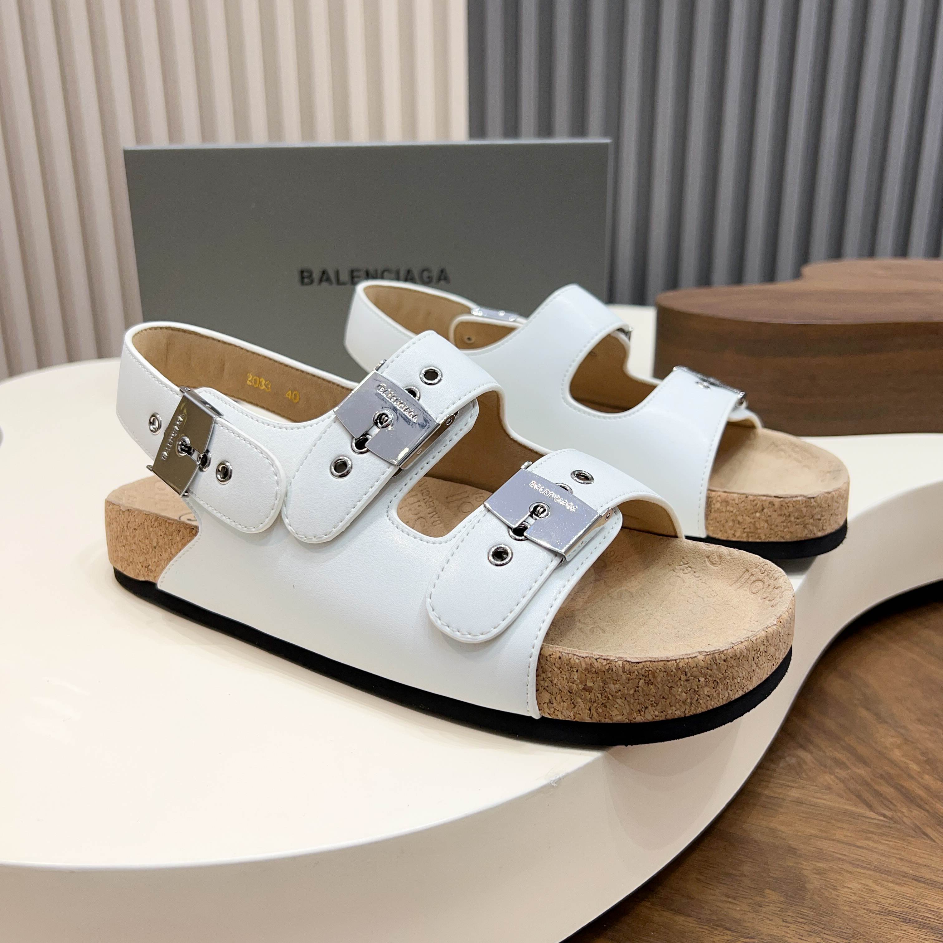 발렌시아가(Balenciaga) 버클 코르크 샌들 슬리퍼 신발