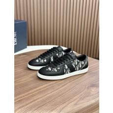 디올(Dior) D-스케치 테크니컬 메쉬 퓨처리즘 스니커즈 신발