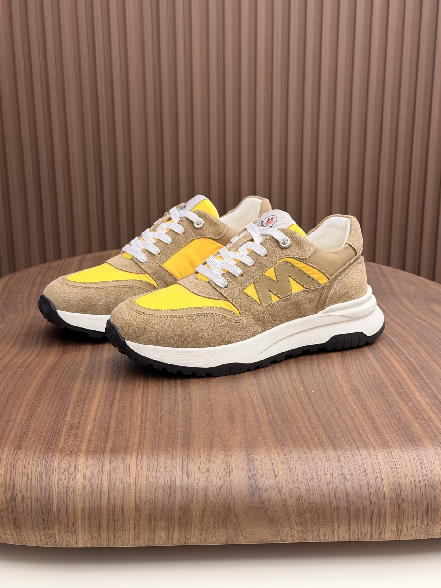 몽클레어 몽클레르(Moncler) 테크니컬 누벅 & 메쉬 믹스 스니커즈 신발