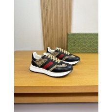 구찌(Gucci) 나파 레더 & 시그니처 웹(Web) 스니커즈 신발
