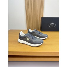 프라다(Prada) 나파 & 리치 레더 메탈 로고 스니커즈 신발