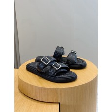 루이비통(LV) 워터프론트(Waterfront) 모노그램 워터프루프 슬리퍼 신발