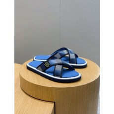 루이비통(LV) 워터프론트(Waterfront) 모노그램 워터프루프 슬리퍼 신발