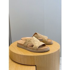 루이비통(LV) 오아시스(OASIS) 모노그램 스웨이드 뮬 슬리퍼 샌들 신발