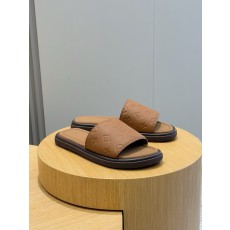 루이비통(LV) 워터프론트(Waterfront) 모노그램 워터프루프 슬리퍼 신발