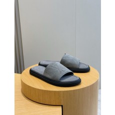 루이비통(LV) 워터프론트(Waterfront) 모노그램 워터프루프 슬리퍼 신발