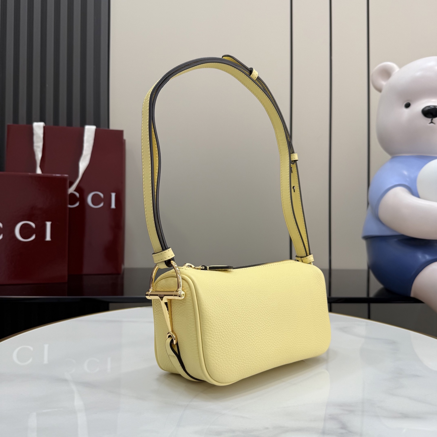 구찌(Gucci) 하프 홀스빗 그레인 레더 핸드백 가방 미니