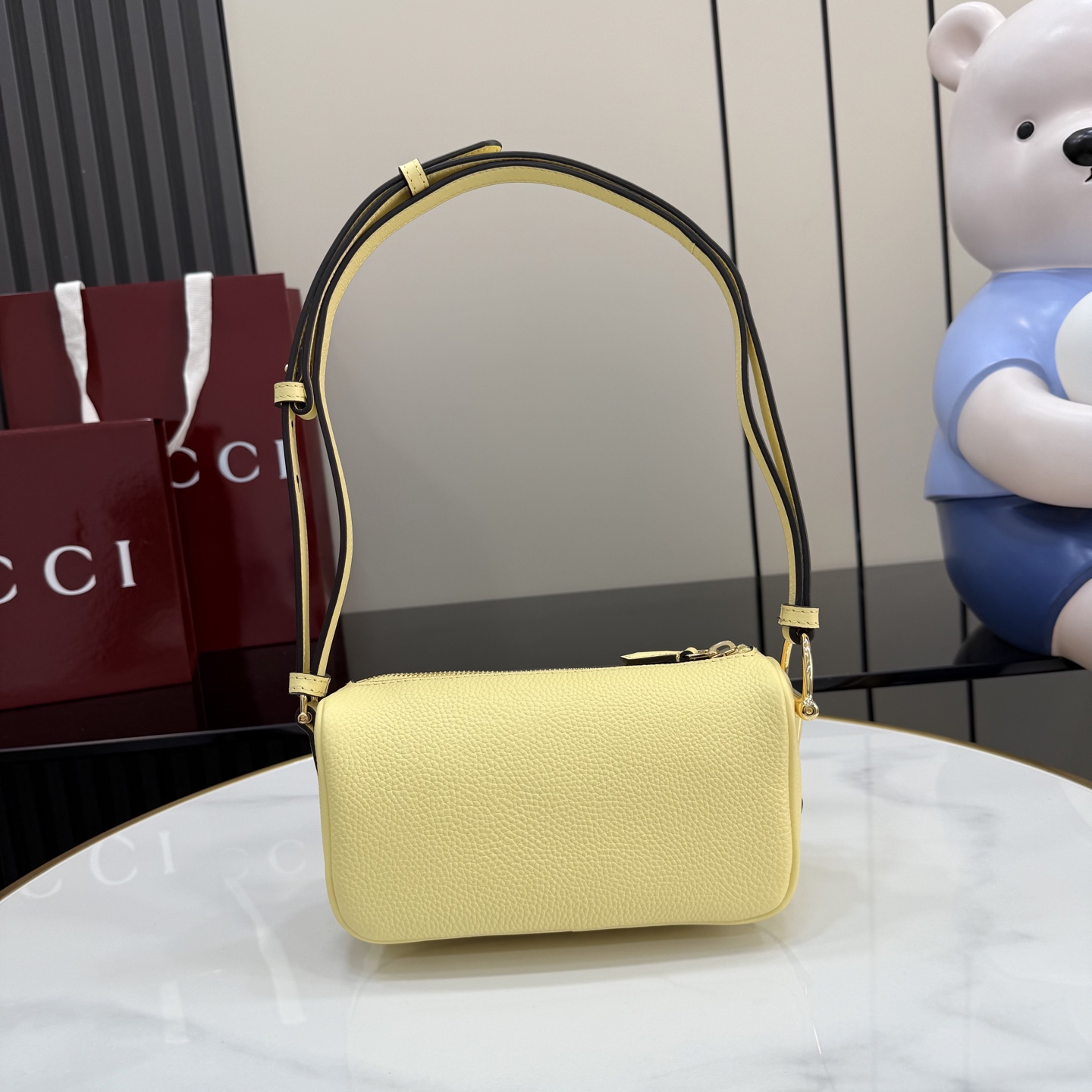 구찌(Gucci) 하프 홀스빗 그레인 레더 핸드백 가방 미니