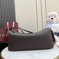 구찌(Gucci) 하프 홀스빗(Half Horsebit) 브라운 그레인 레더 크로스백 가방