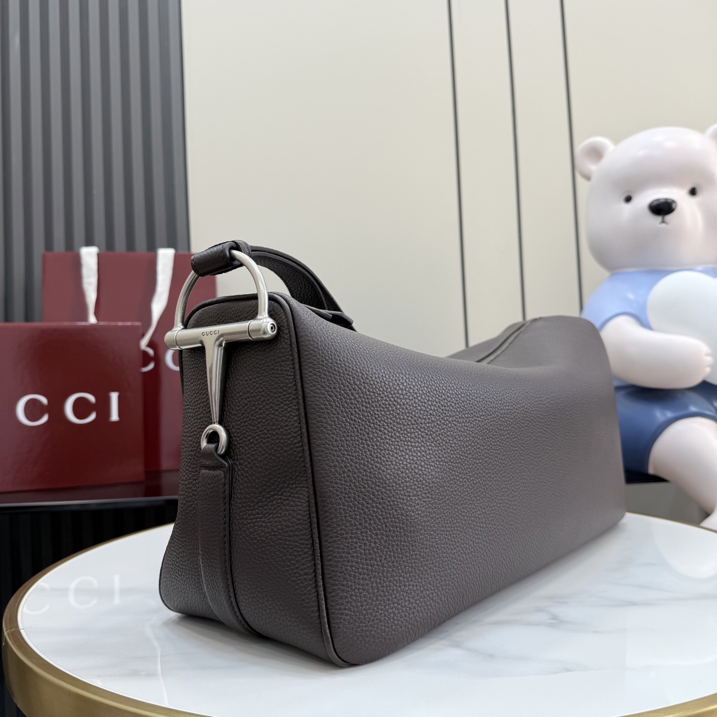 구찌(Gucci) 하프 홀스빗(Half Horsebit) 브라운 그레인 레더 크로스백 가방