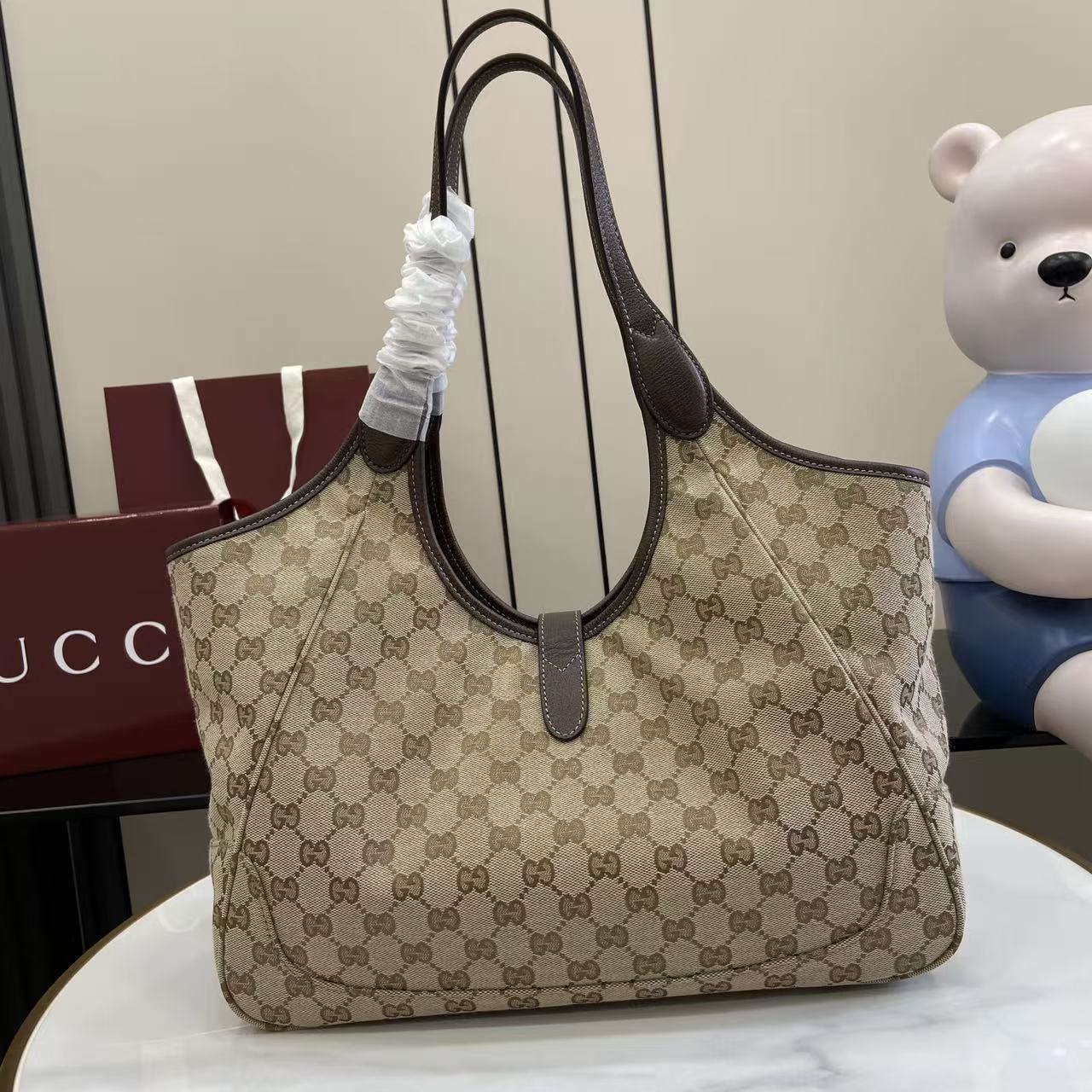 구찌(Gucci) 마켓 인스파이어드 GG 캔버스 토트백 가방 라지