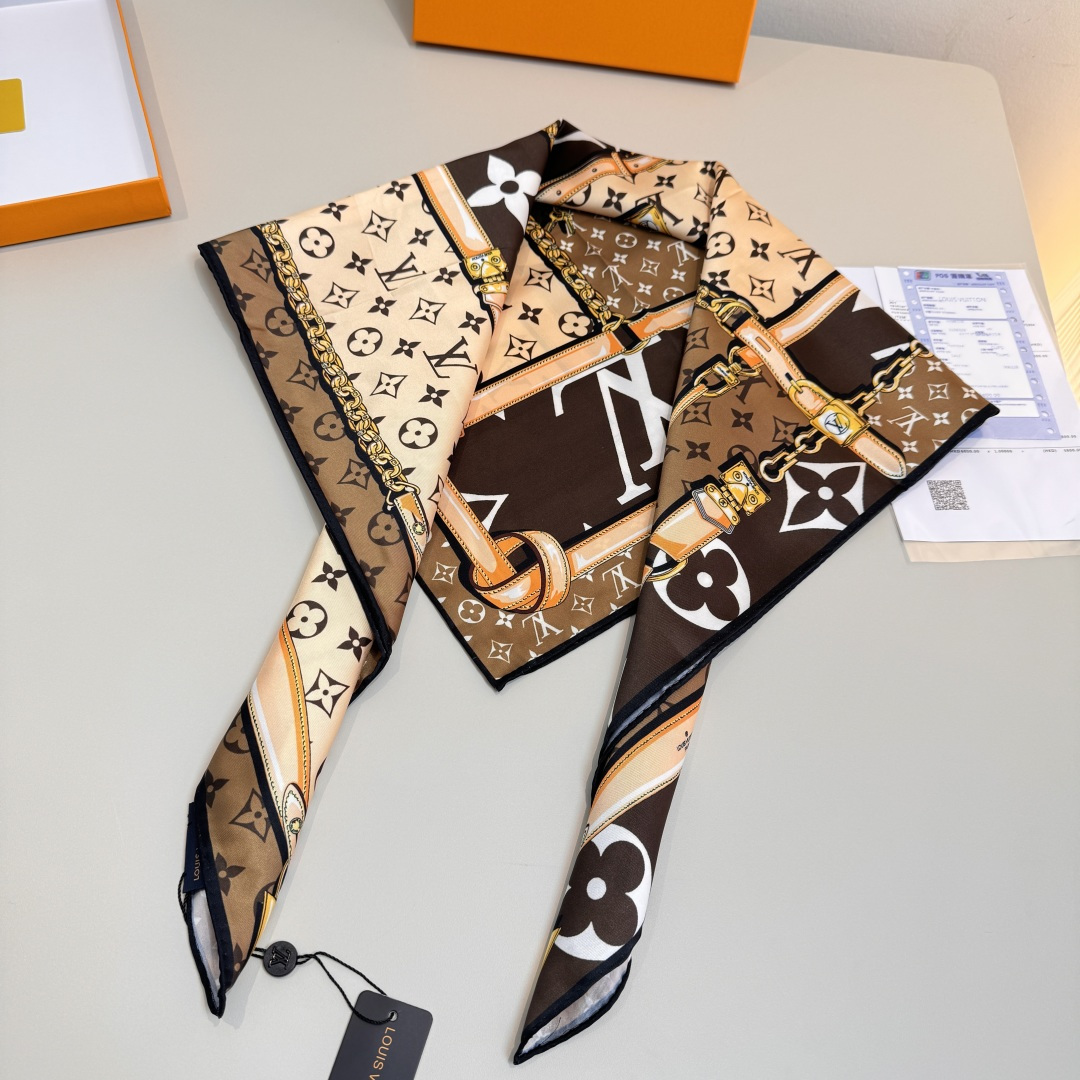 루이비통(LV) 모노그램 실크 스카프 목도리 스카프