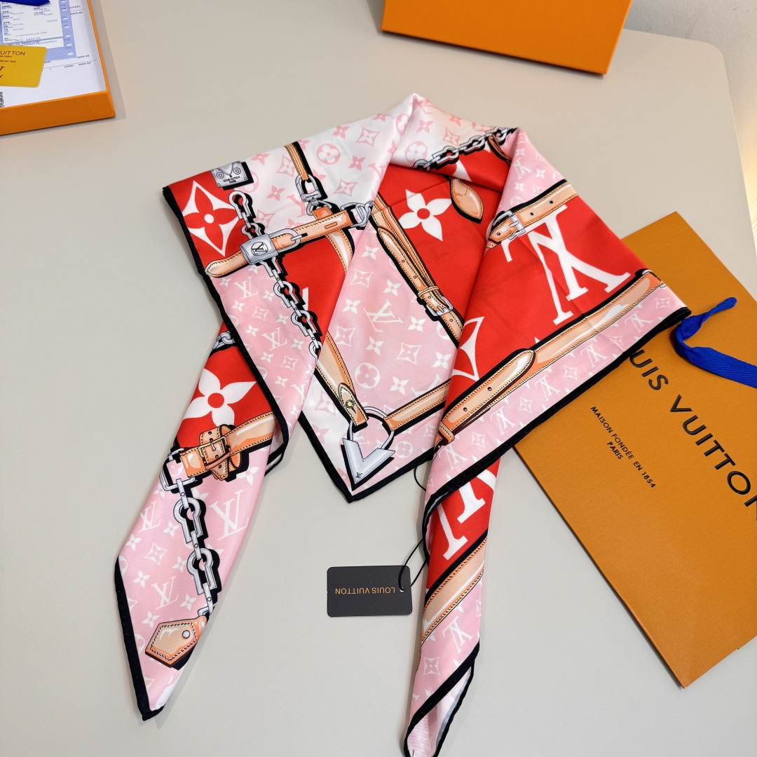 루이비통(LV) 모노그램 실크 스카프 목도리 스카프