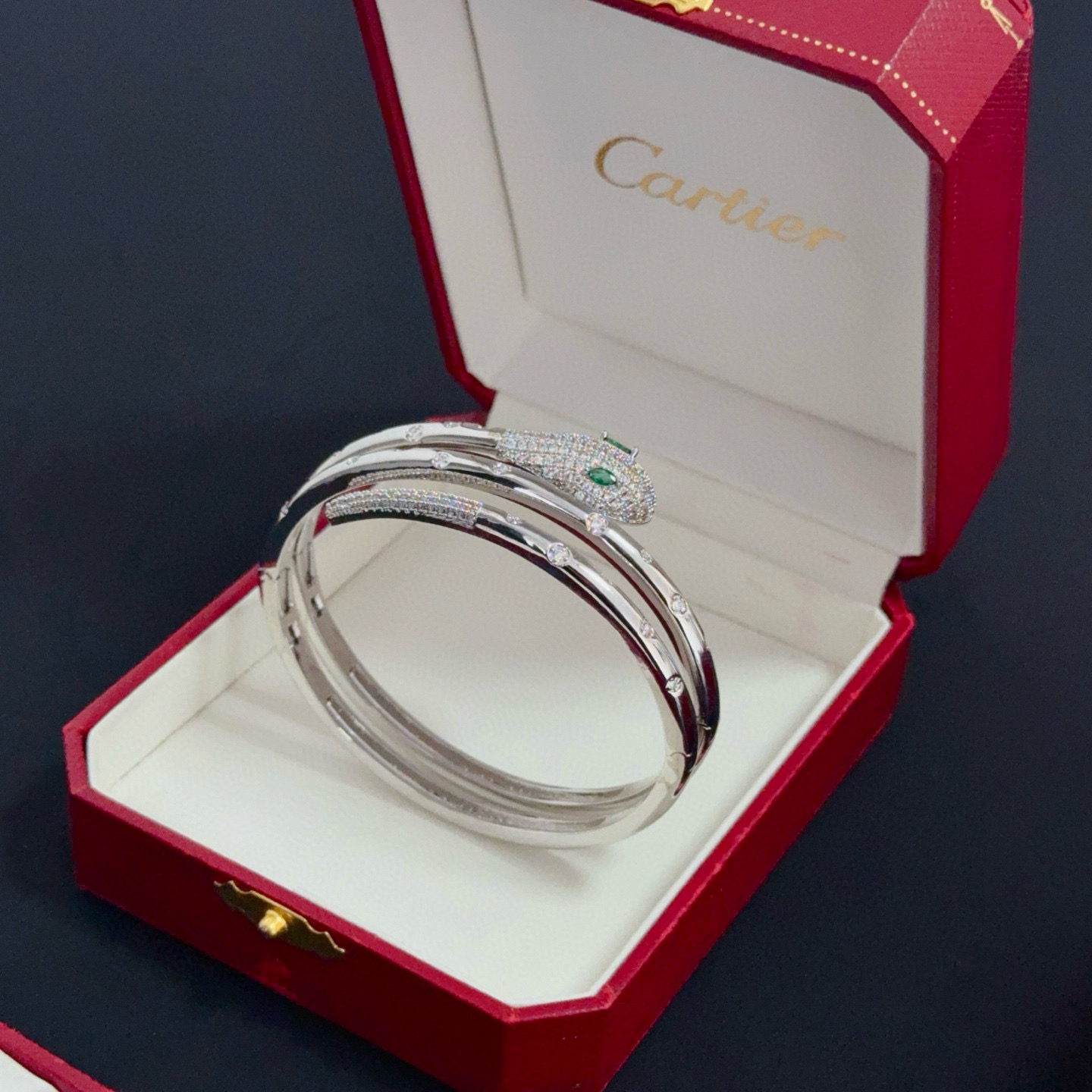 까르띠에(Cartier) 다이아 세팅 팔찌 악세사리