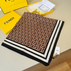 펜디(FENDI) 모노그램 실크 스카프 목도리 스카프