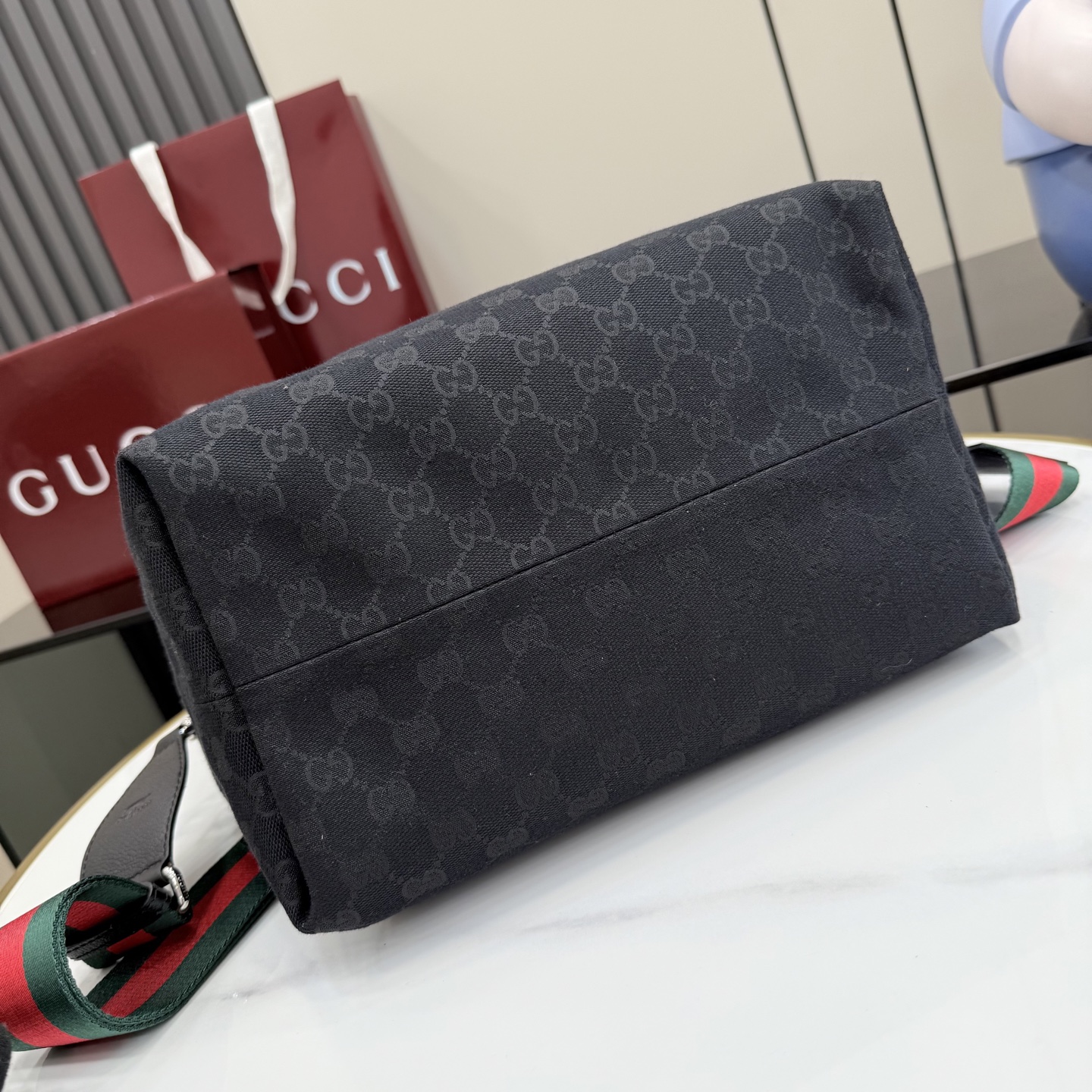구찌(Gucci) 브레라(Brera) 블랙 GG 캔버스 핸드백 가방 라지