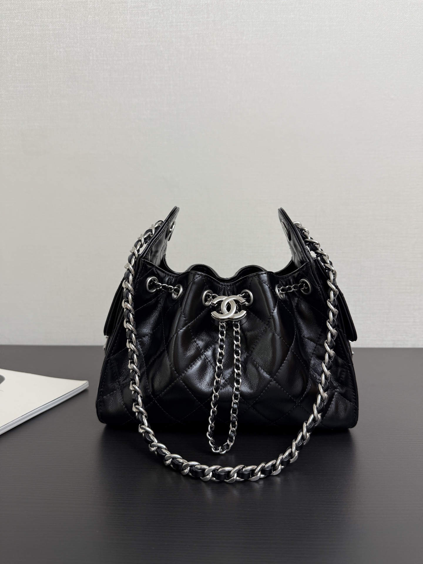 샤넬(Chanel) 26C 버킷 드로스트링 백 가방 미니