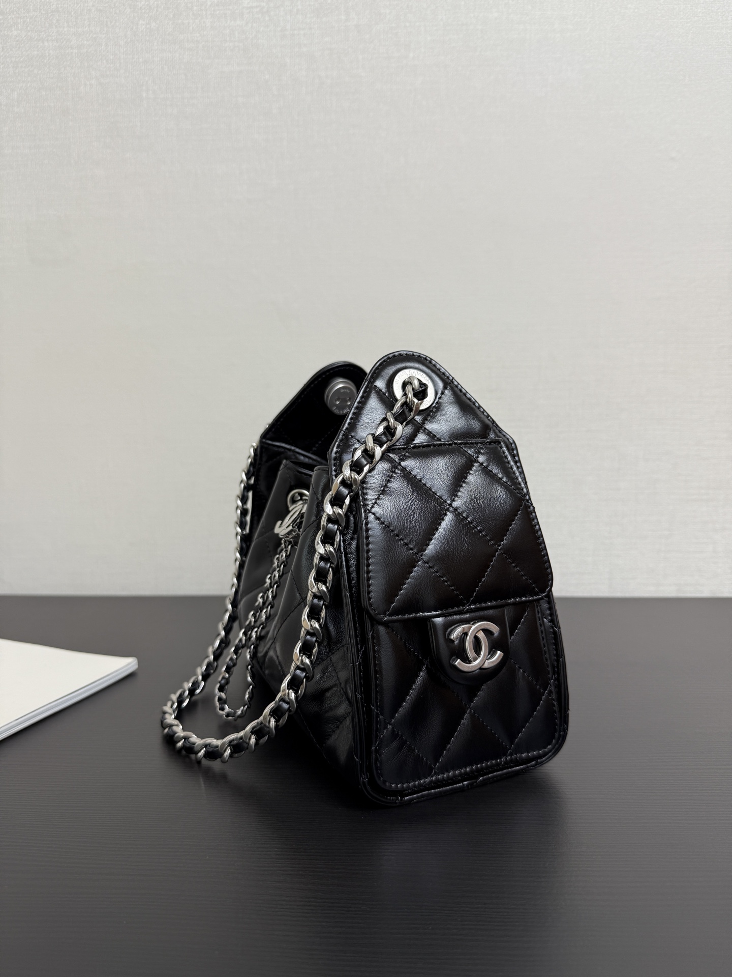 샤넬(Chanel) 26C 버킷 드로스트링 백 가방 미니