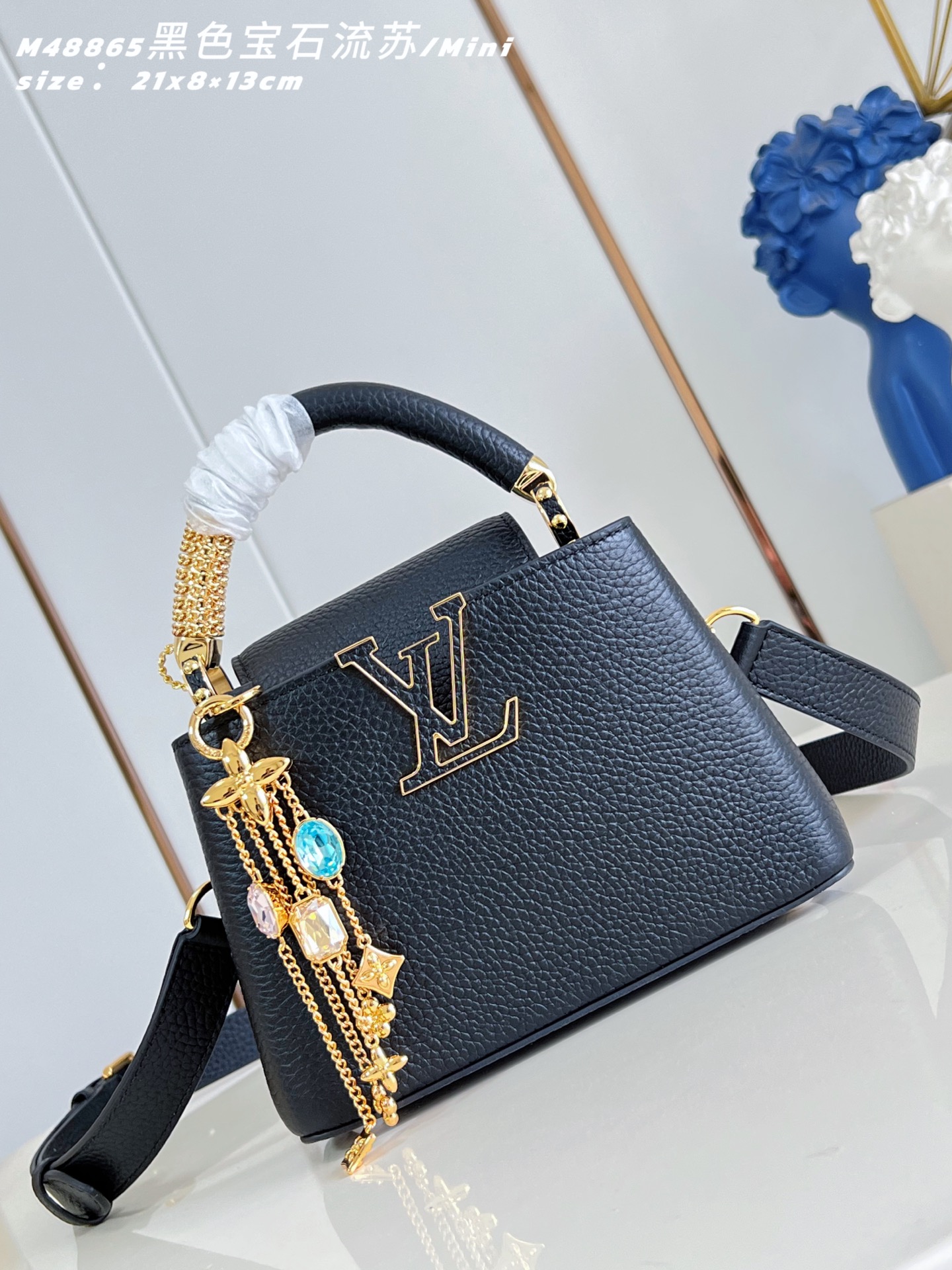 루이비통(Louis Vuitton) LV 카퓌신(Capucines) 숄더백 토트백 가방 미니 - 블랙