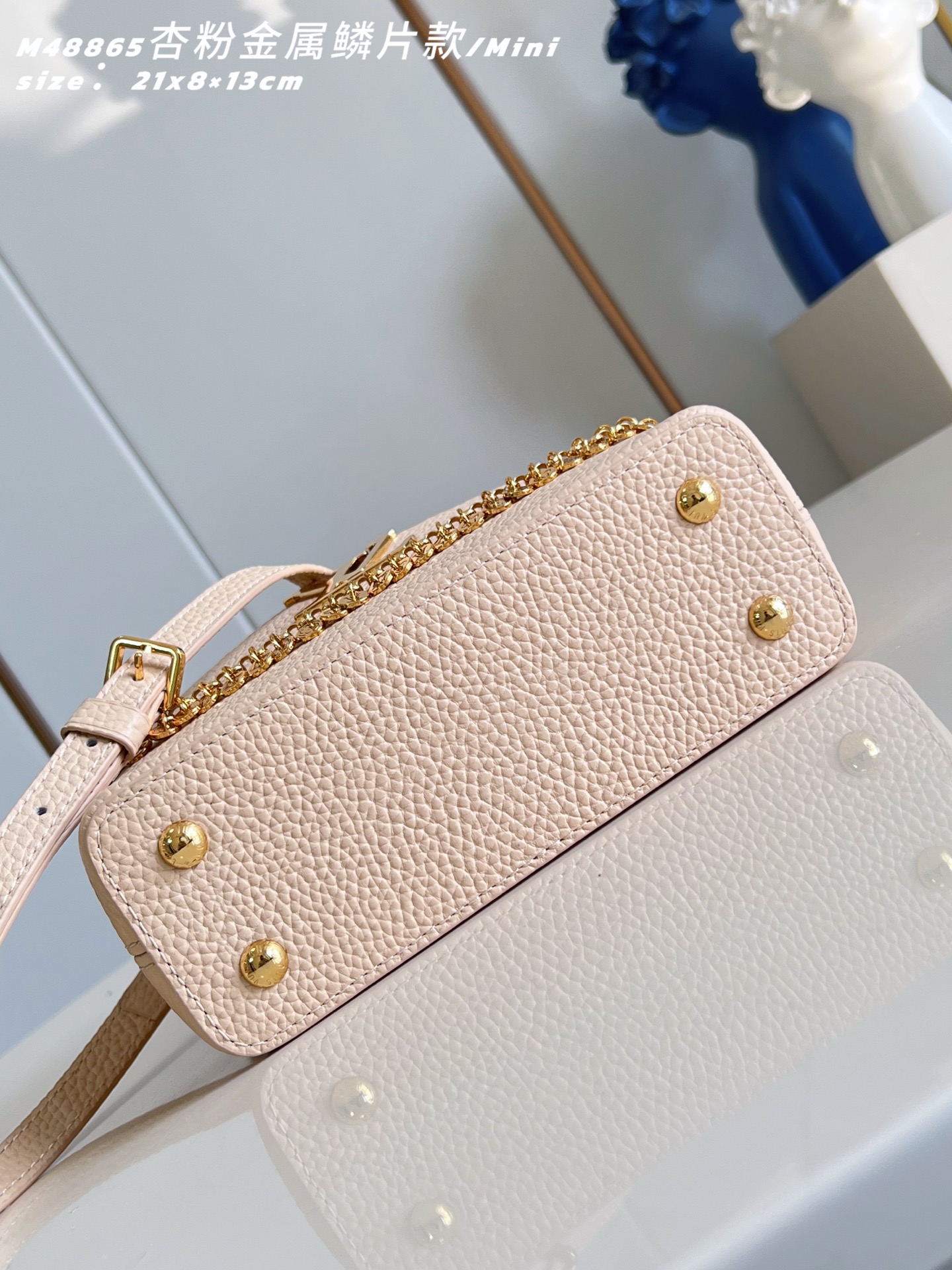 루이비통(Louis Vuitton) LV Capucines 카퓌신 미니 가방 - 애프리콧 핑크 메탈 스팽글