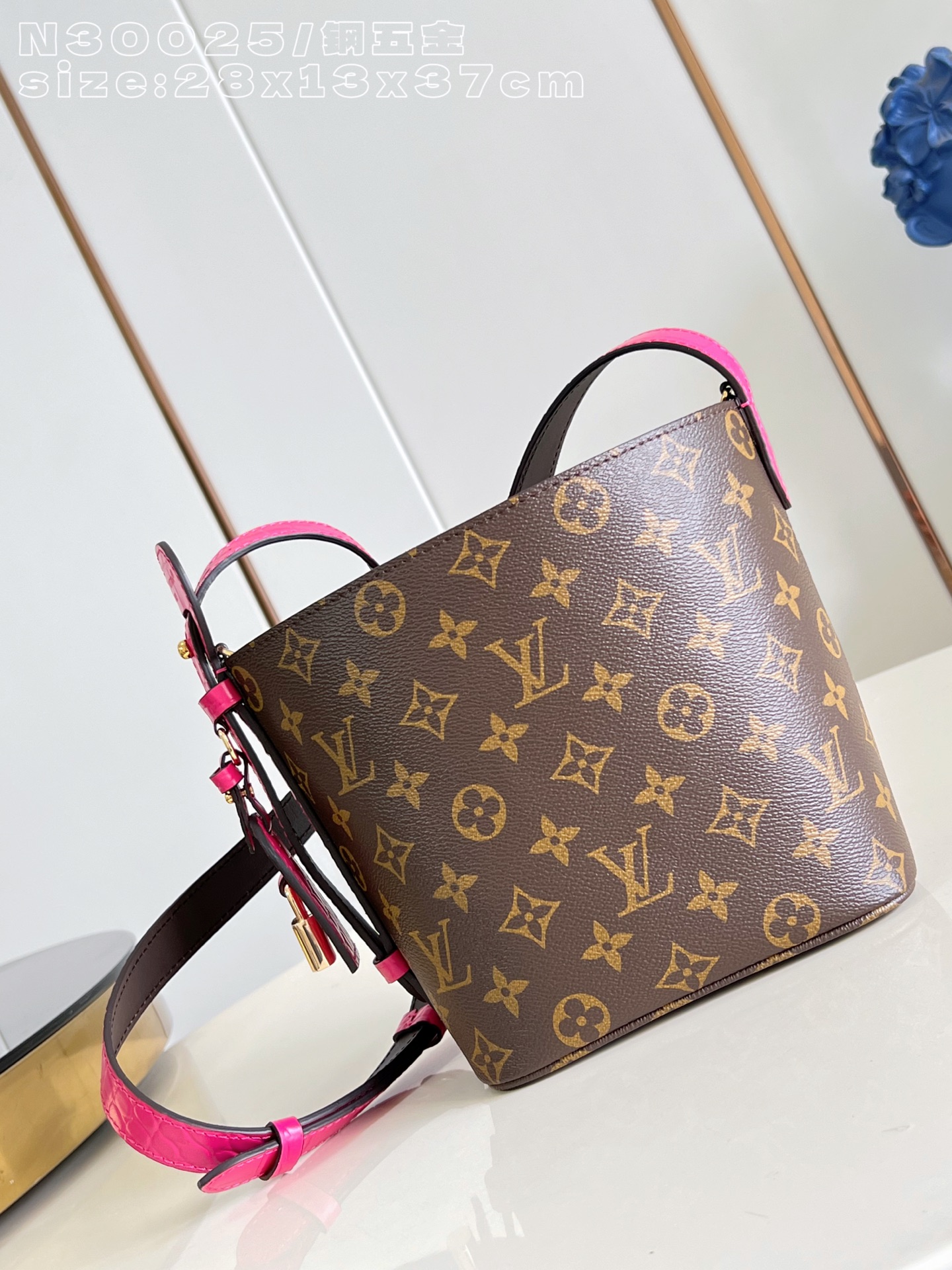 루이비통(Louis Vuitton) LV 올 인(All In) BB 버킷백 숄더백 가방