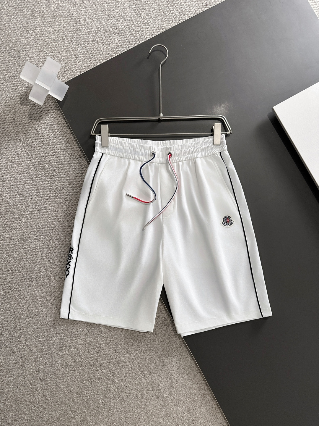 몽클레어 몽클레르(MONCLER) 자카드 패턴 쇼츠 팬츠 의류