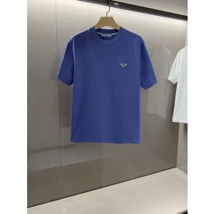 프라다(PRADA) 로고 포인트 반팔 티셔츠 의류