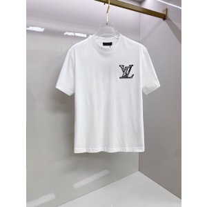 루이비통(LV) 시그니처 로고 반팔 티셔츠 의류