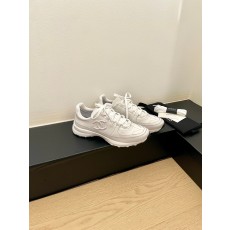 샤넬(CHANEL) 레트로 러닝 스니커즈 신발