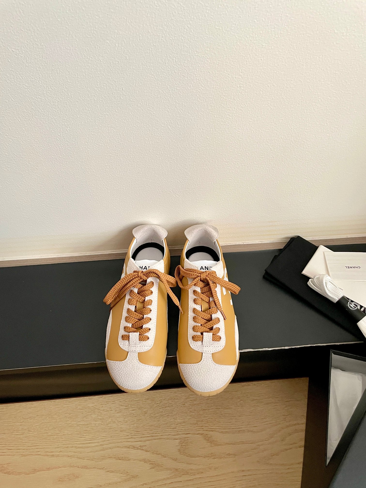 샤넬(CHANEL) 클래식 독일군 스니커즈 신발