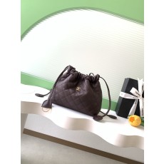 샤넬(Chanel) 럭키백(복주머니) 퀼팅 드로스트링 버킷백 가방 소프트 레더