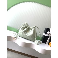 샤넬(Chanel) 럭키백(복주머니) 퀼팅 드로스트링 버킷백 가방 소프트 레더
