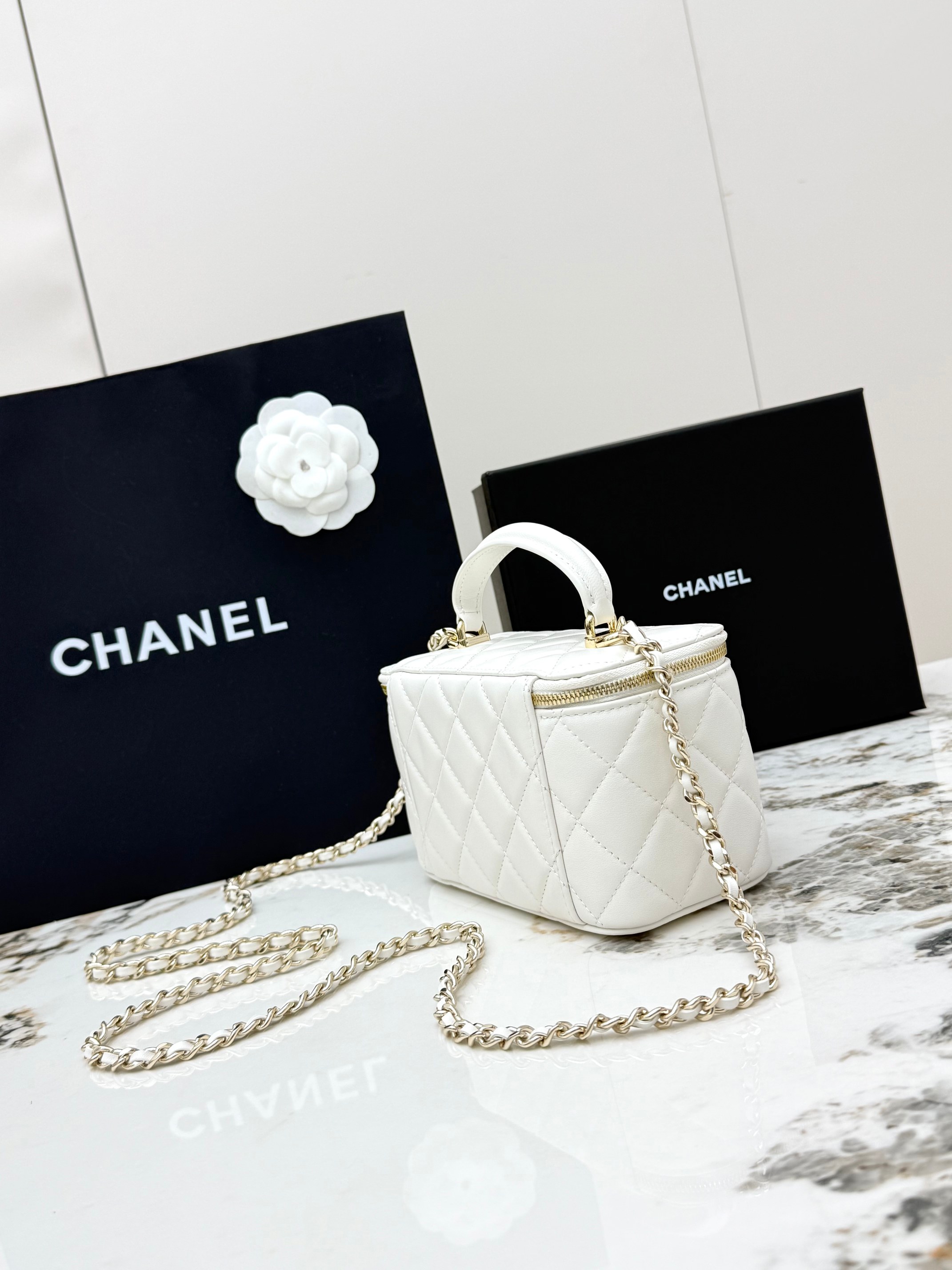 샤넬(Chanel) 21K 베니티 체인백 파우치백 가방 - 라지