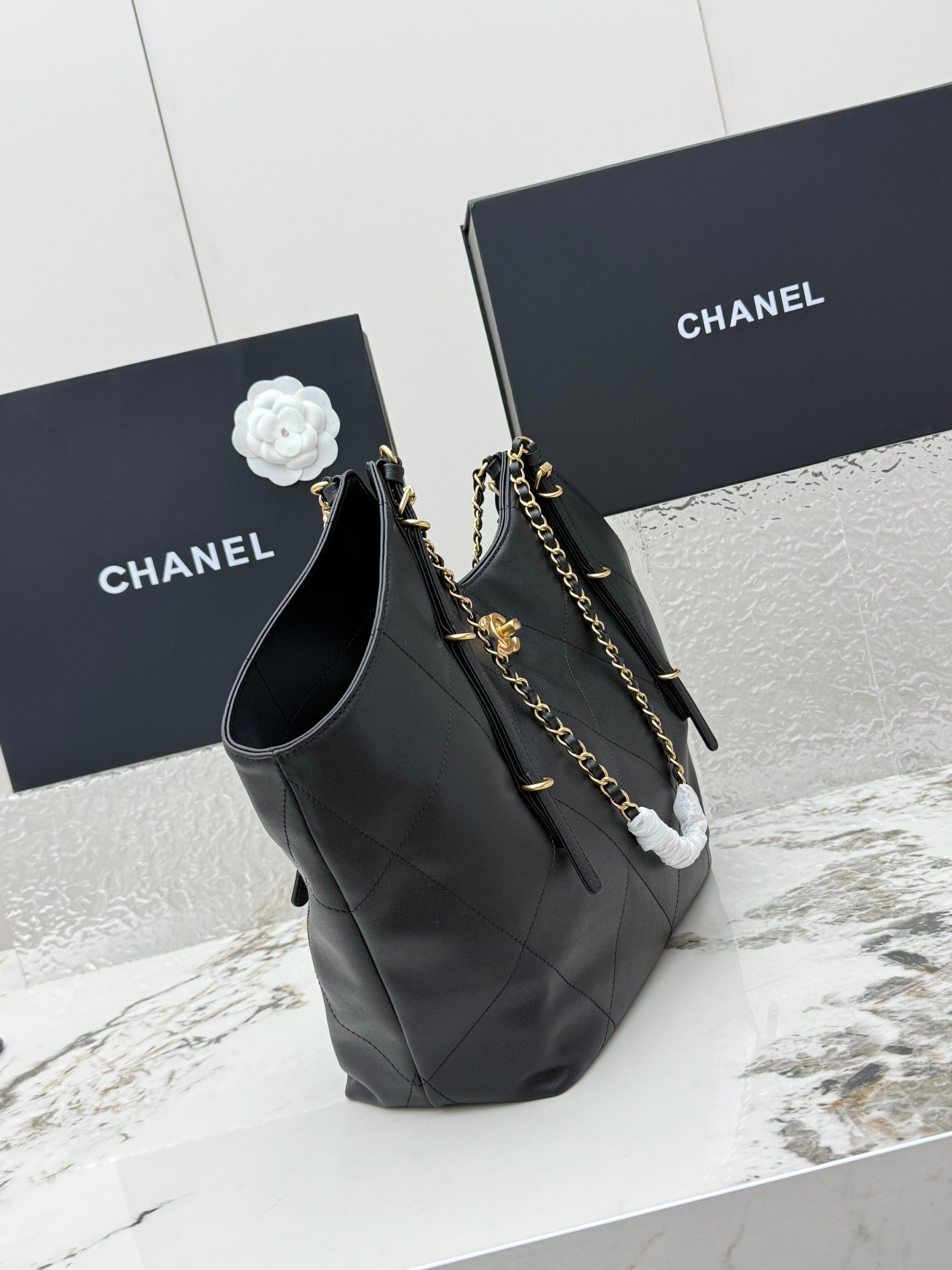 샤넬(Chanel) 쇼퍼 토트백 가방 - 라지