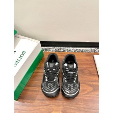 보테가베네타(BOTTEGA VENETA) 오르빗 스니커즈 신발