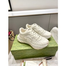 구찌(GUCCI) 리플 웨이브 스니커즈 신발