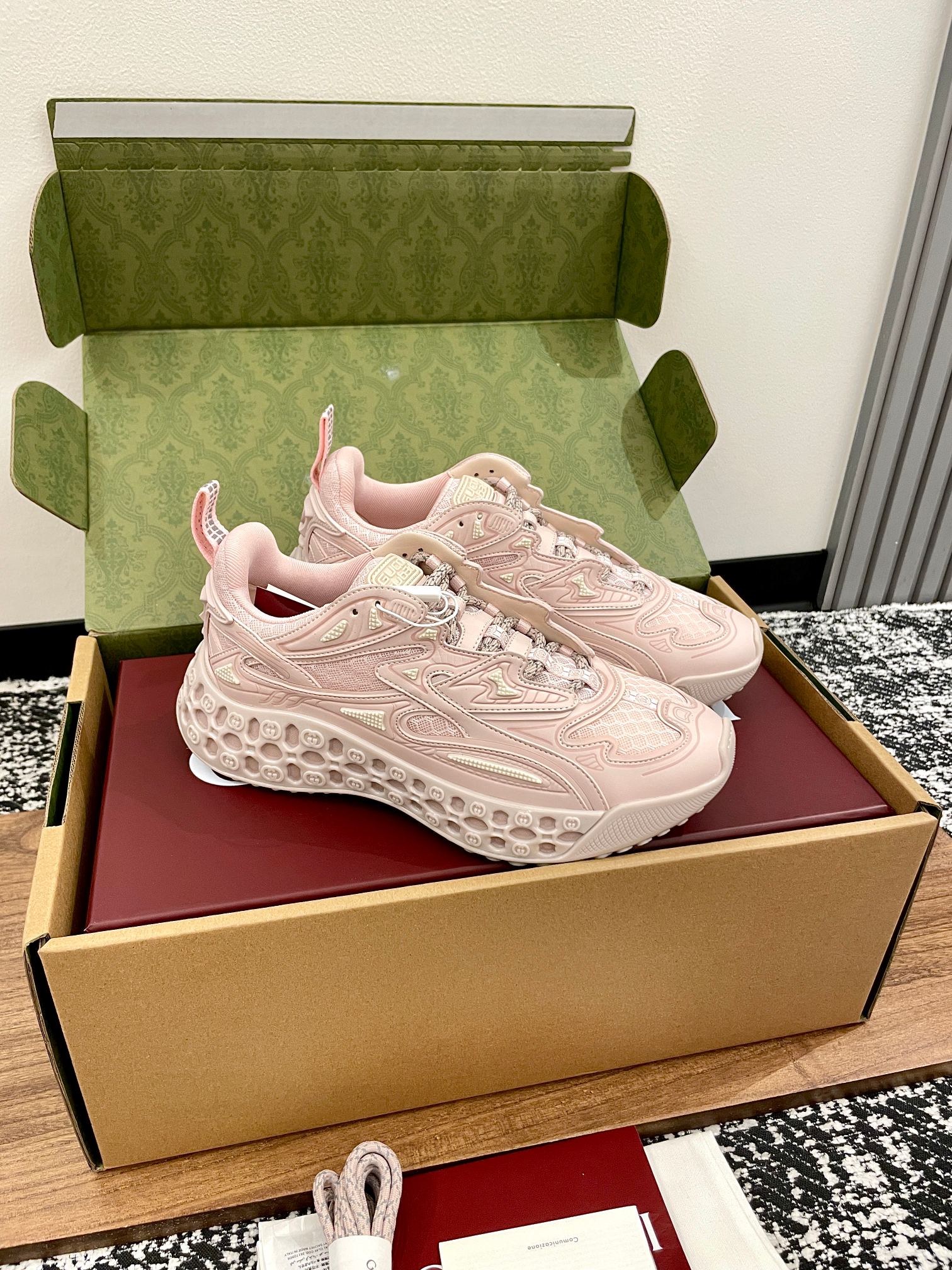 구찌(GUCCI) 큐브 러닝 스니커즈 신발