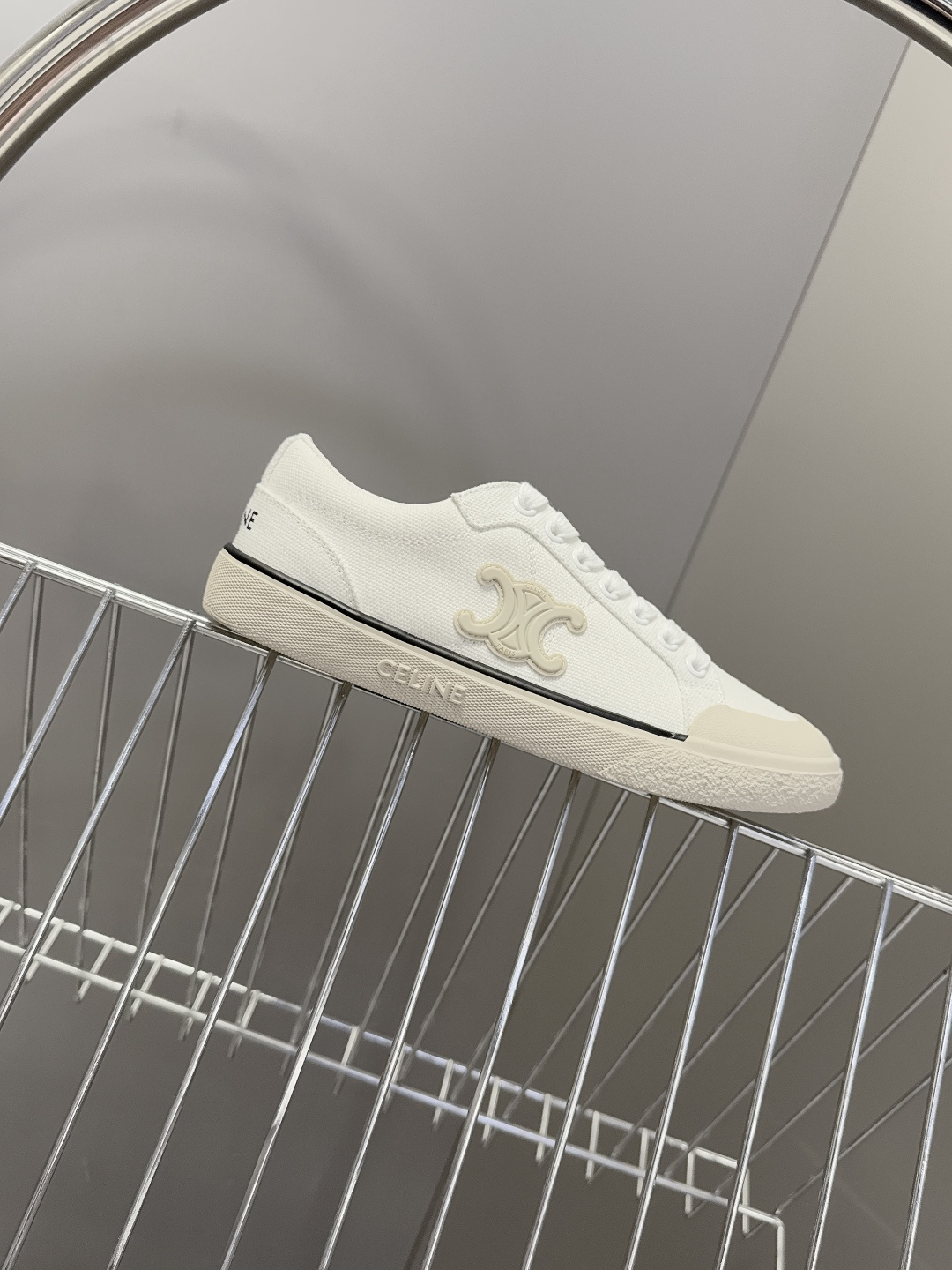 셀린느(CELINE) 트리옹프 스니커즈 신발