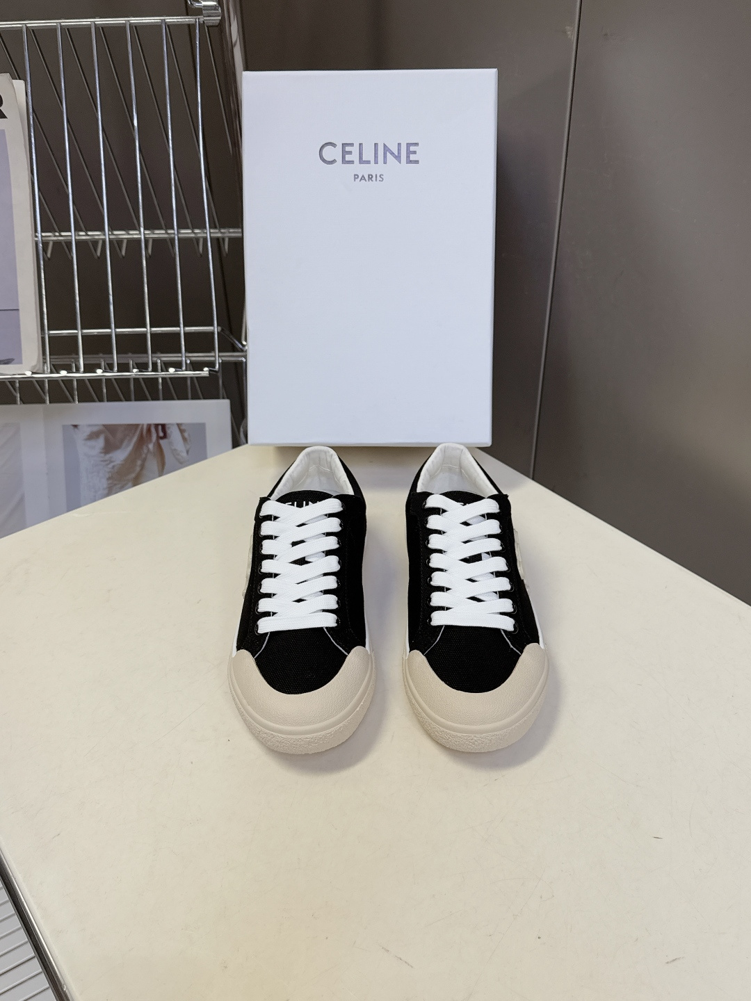 셀린느(CELINE) 트리옹프 스니커즈 신발