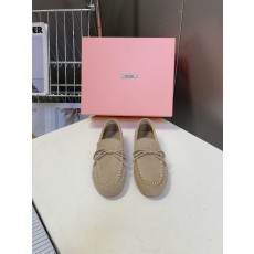 미우미우(MIU MIU) 스웨이드 드라이빙 슈즈 신발